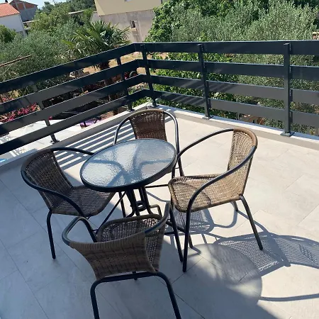 Apartman Vodice 沃迪切